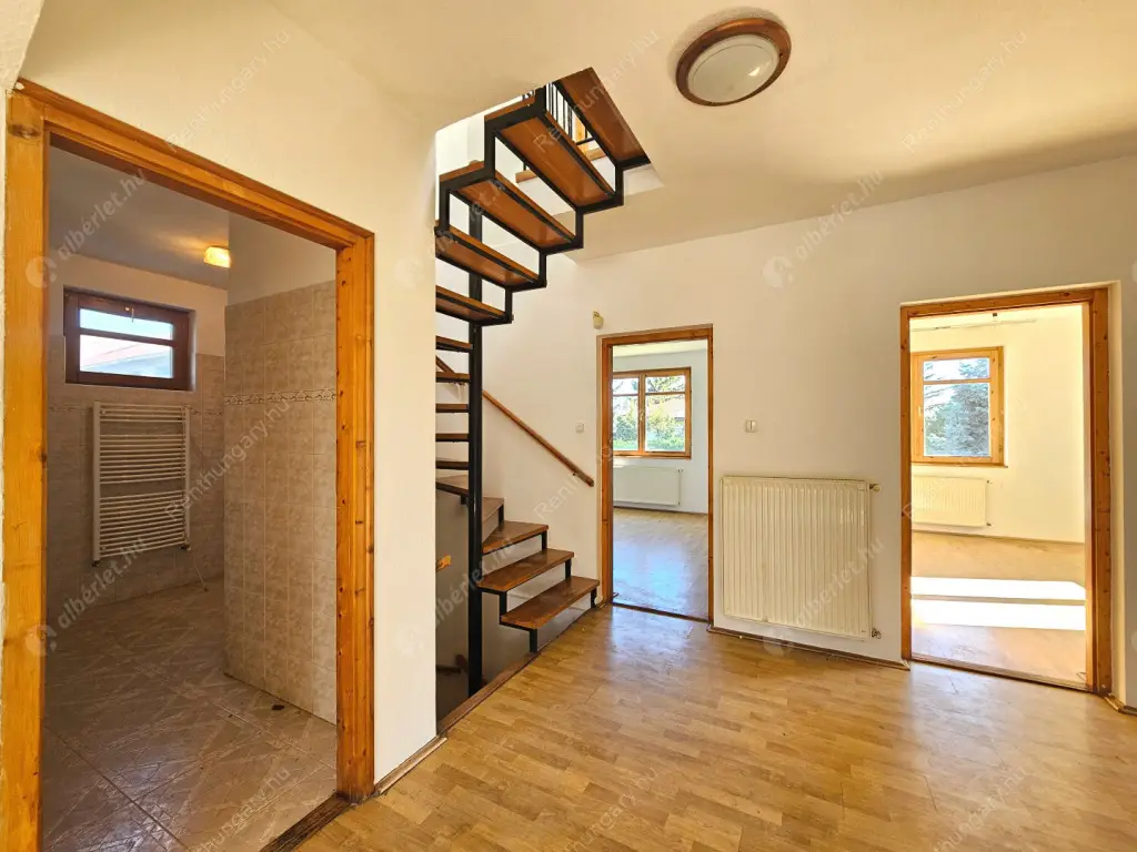 Kiadó albérlet 600000 Ft/hó áron: Budapest, XXII. kerület  Kistétény utca. Mérete: 210 nm, 6 szobás | Alberlet.hu - 6610350