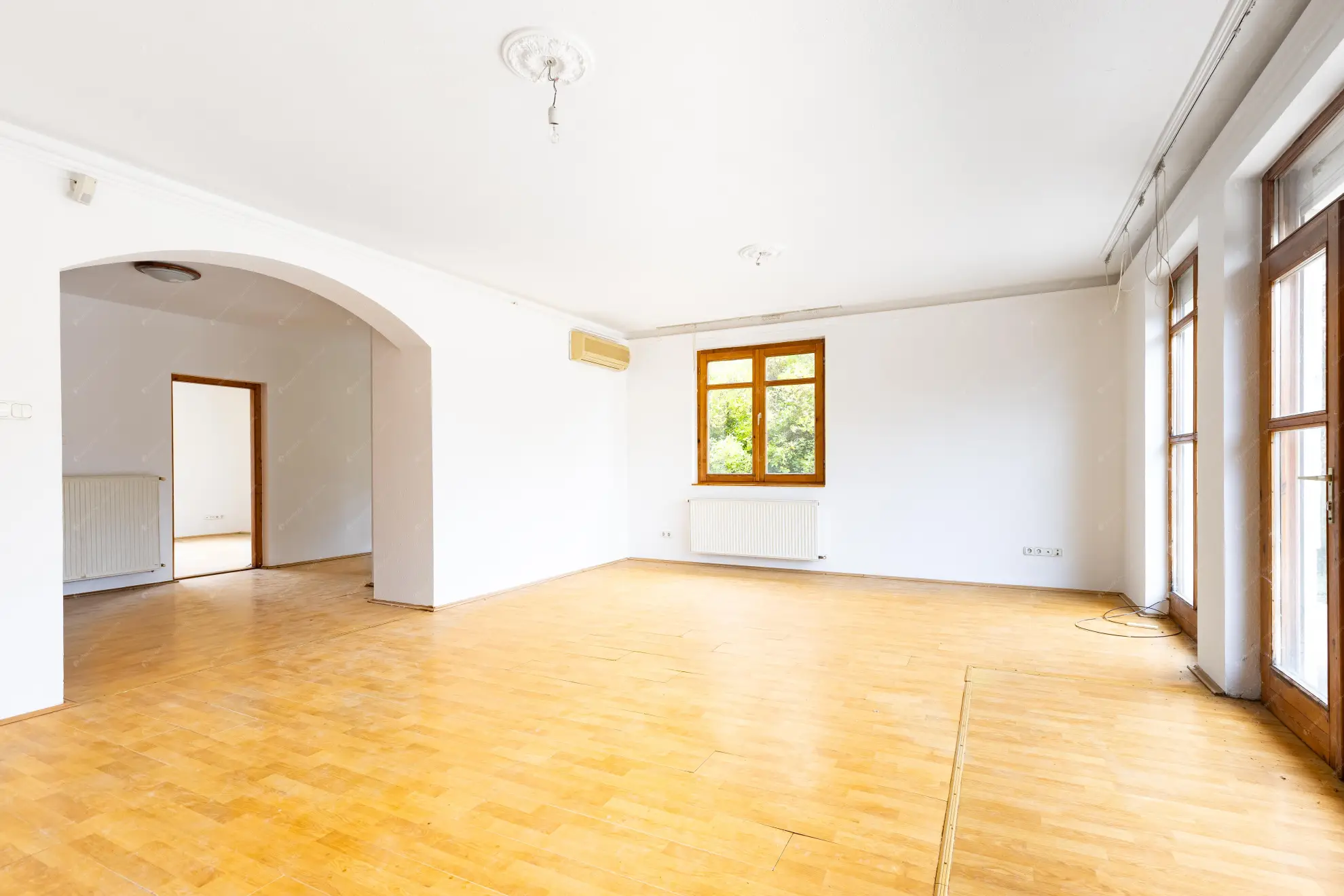 Kiadó albérlet 600000 Ft/hó áron: Budapest, XXII. kerület  Kistétény utca. Mérete: 210 nm, 6 szobás | Alberlet.hu - 6627802