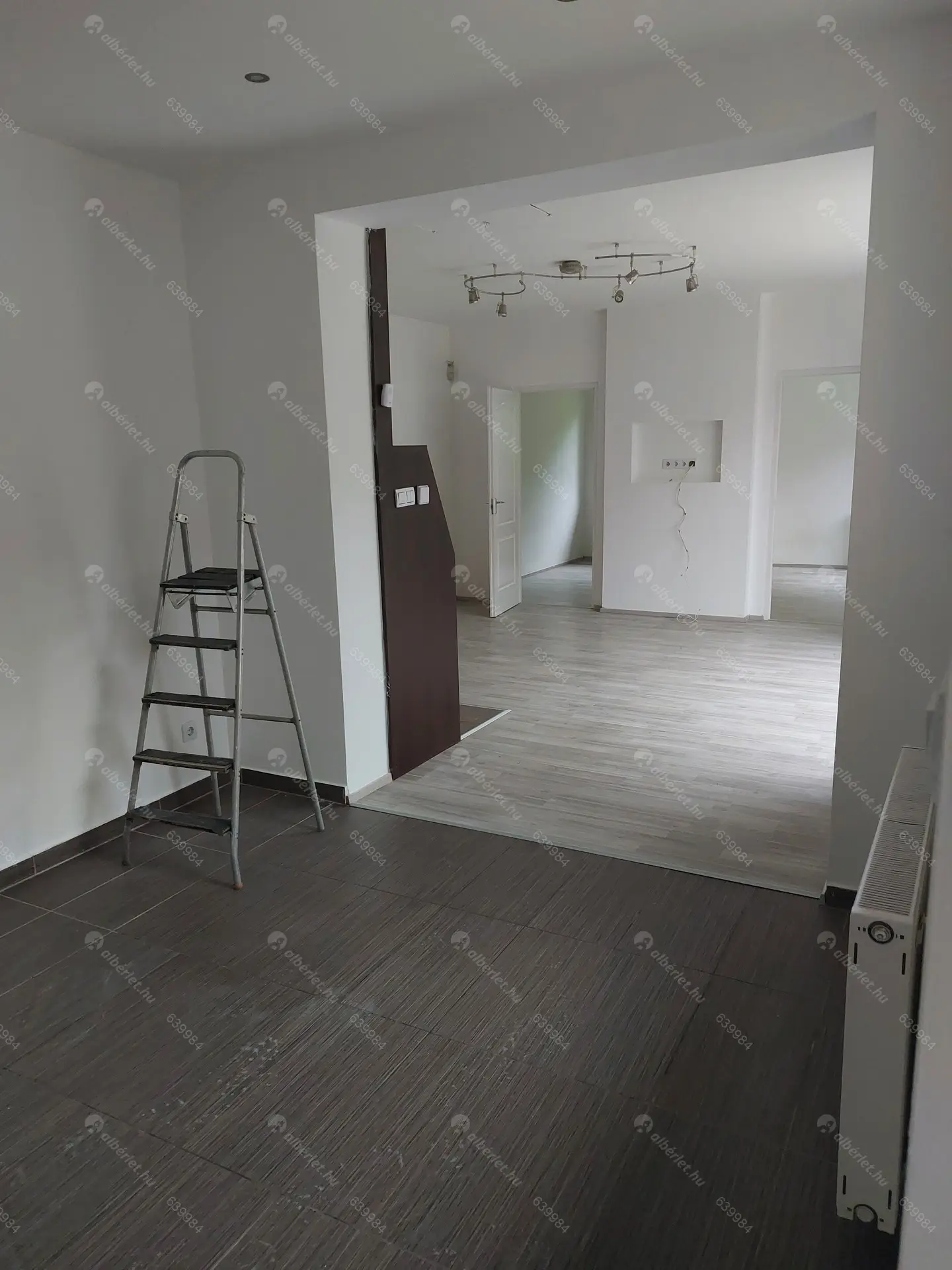 Kiadó albérlet 470000 Ft/hó áron: Budapest, XXII. kerület  Március 15. utca. Mérete: 107 nm, 2 szobás | Alberlet.hu - 5980062