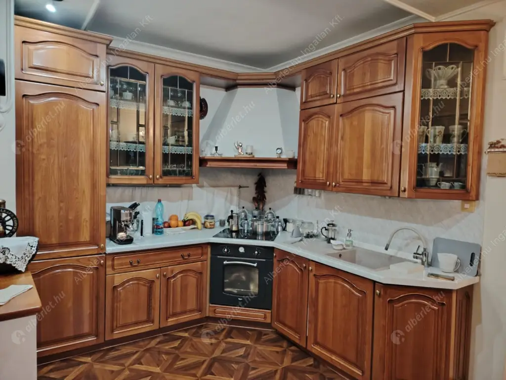 Kiadó albérlet 880000 Ft/hó áron: Budapest, XXII. kerület  Péter-Pál utca. Mérete: 150 nm, 4 szobás | Alberlet.hu - 6517234