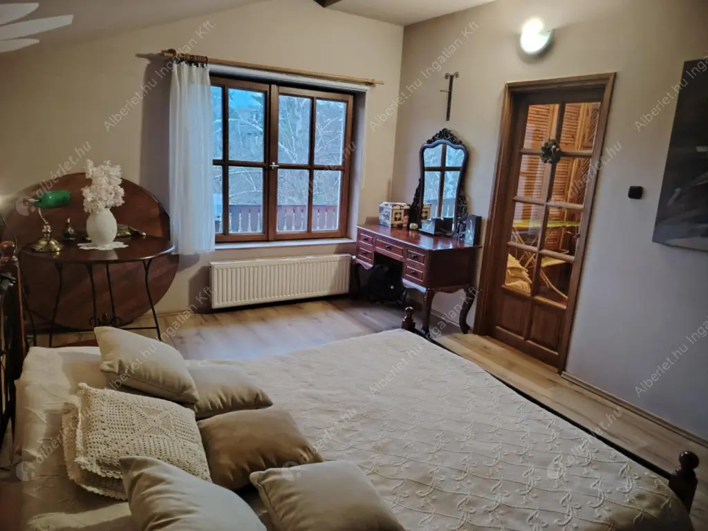 Kiadó albérlet 880000 Ft/hó áron: Budapest, XXII. kerület  Péter-Pál utca. Mérete: 150 nm, 4 szobás | Alberlet.hu - 6517252