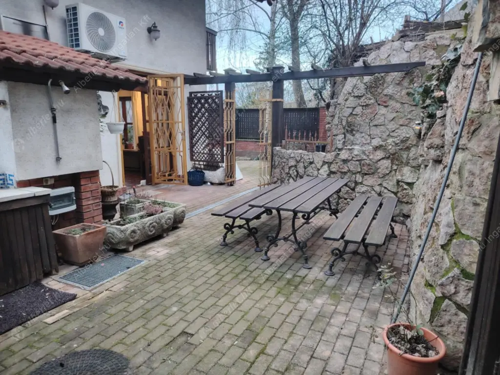 Kiadó albérlet 880000 Ft/hó áron: Budapest, XXII. kerület  Péter-Pál utca. Mérete: 150 nm, 4 szobás | Alberlet.hu - 6517253