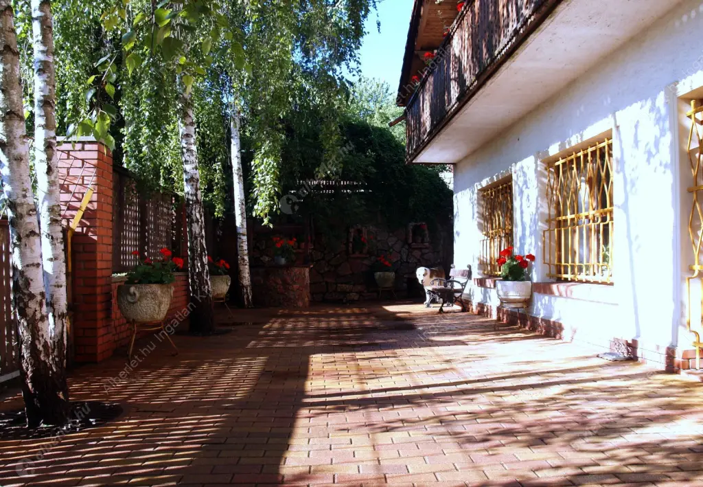 Kiadó albérlet 880000 Ft/hó áron: Budapest, XXII. kerület  Péter-Pál utca. Mérete: 150 nm, 4 szobás | Alberlet.hu - 6517256