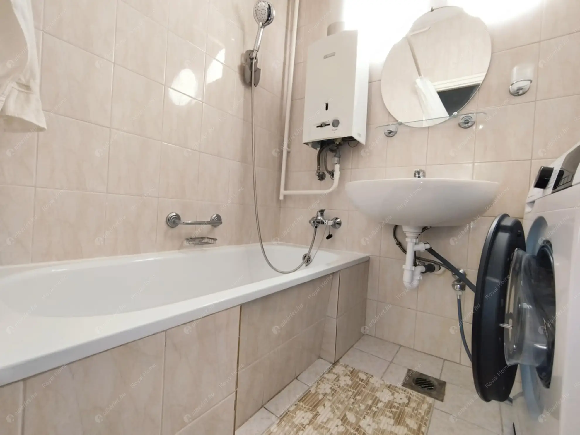 Kiadó albérlet 229000 Ft/hó áron: Budapest, XXII. kerület  Tenkes utca. Mérete: 58 nm, 3 szobás | Alberlet.hu - 6571372