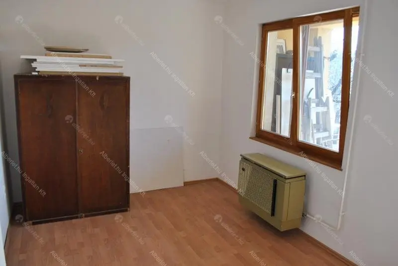 Kiadó albérlet 275000 Ft/hó áron: Budapest, XXII. kerület  Tövis utca. Mérete: 55 nm, 3 szobás | Alberlet.hu - 6701561