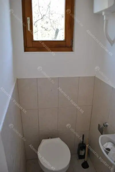 Kiadó albérlet 275000 Ft/hó áron: Budapest, XXII. kerület  Tövis utca. Mérete: 55 nm, 3 szobás | Alberlet.hu - 6701566