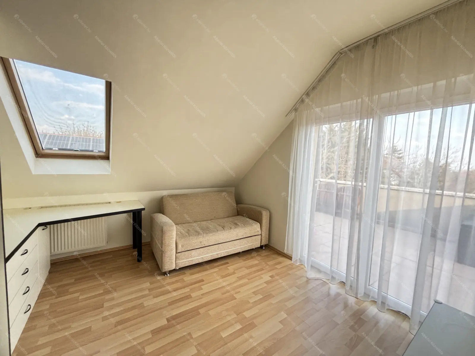 Kiadó albérlet 380000 Ft/hó áron: Budapest, XXII. kerület  XIII. utca. Mérete: 93 nm, 2 szobás | Alberlet.hu - 6673734