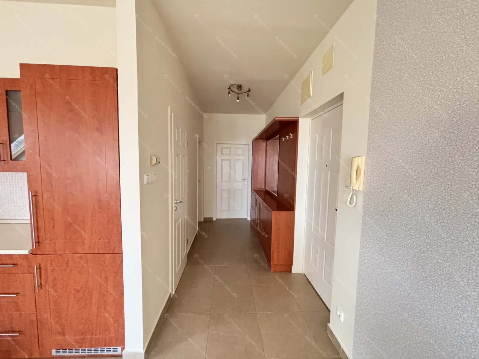 Kiadó albérlet 380000 Ft/hó áron: Budapest, XXII. kerület  XIII. utca. Mérete: 93 nm, 2 szobás | Alberlet.hu - 6673739