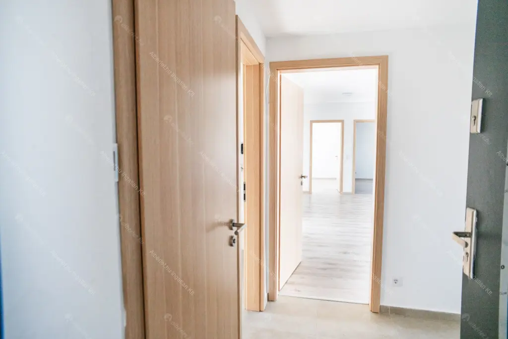 Kiadó albérlet 450000 Ft/hó áron: Budapest, XXIII. kerület  Kertvárosi  körút . Mérete: 102 nm, 4 szobás | Alberlet.hu - 6678325