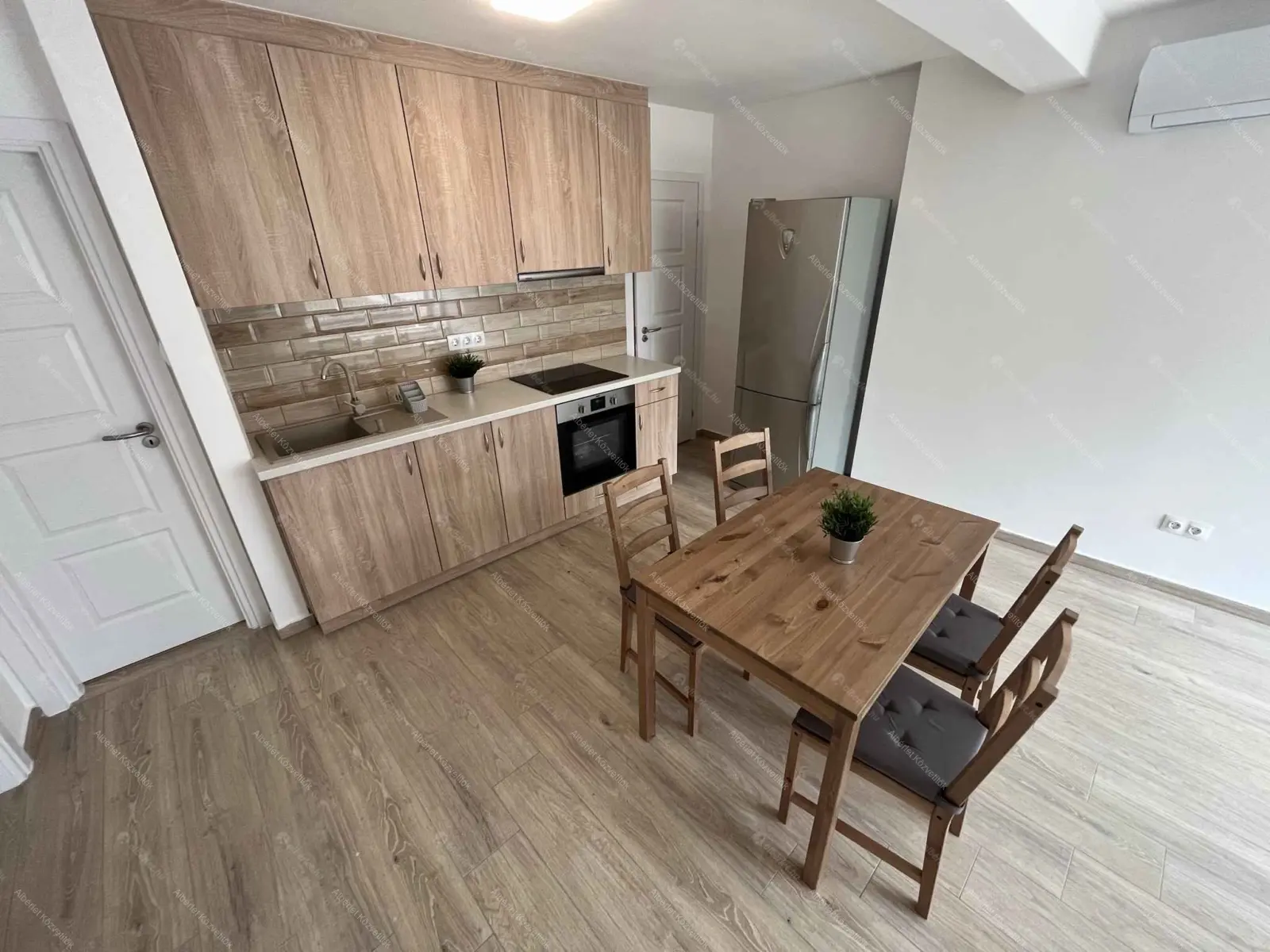 Kiadó albérlet 200000 Ft/hó áron: Budapest, XXIII. kerület  Vezér utca. Mérete: 55 nm, 1 szobás | Alberlet.hu - 6656939