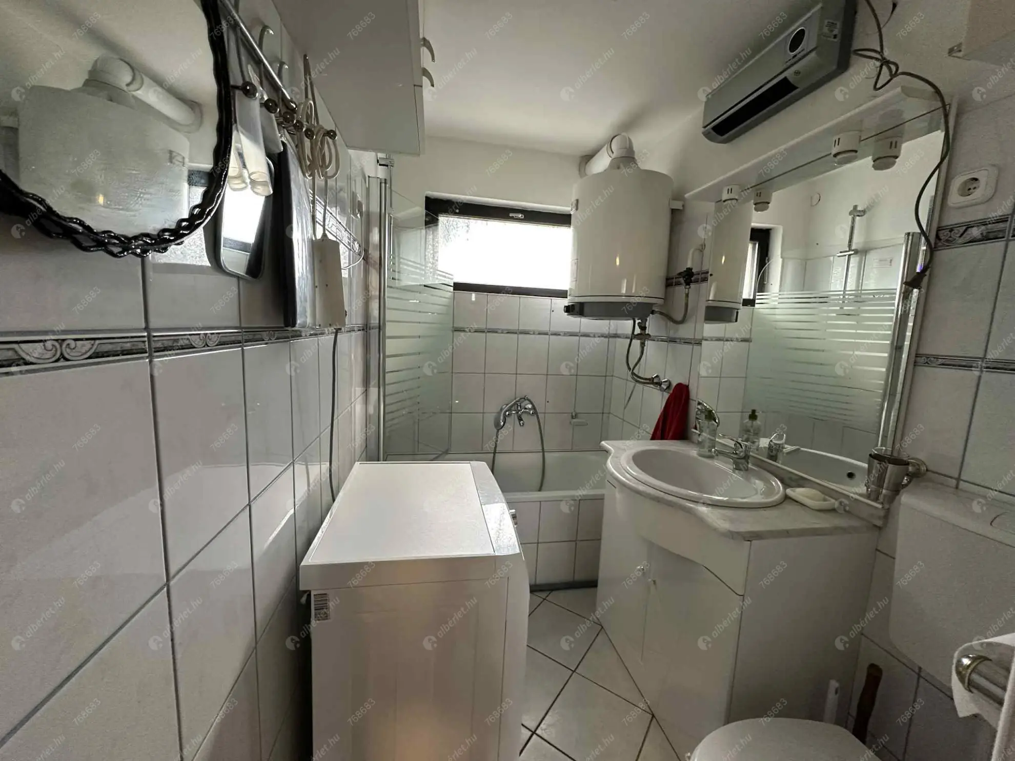 Kiadó albérlet 280000 Ft/hó áron: Dunakeszi,   Duna sor . Mérete: 50 nm, 2 szobás | Alberlet.hu - 6558580