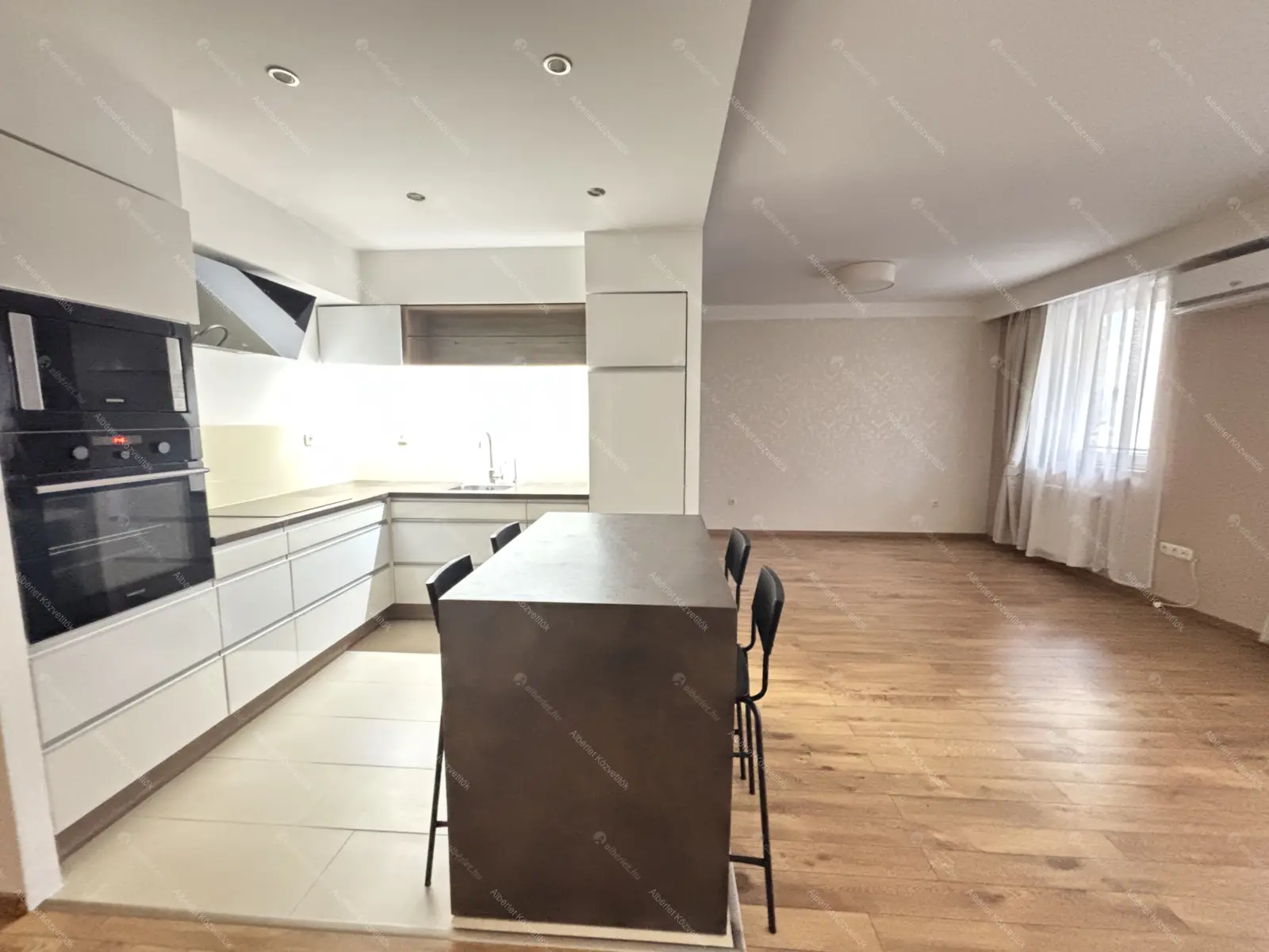 Kiadó albérlet 250000 Ft/hó áron: Dunakeszi,  Kolozsvár utca. Mérete: 63 nm, 2 szobás | Alberlet.hu - 6644170