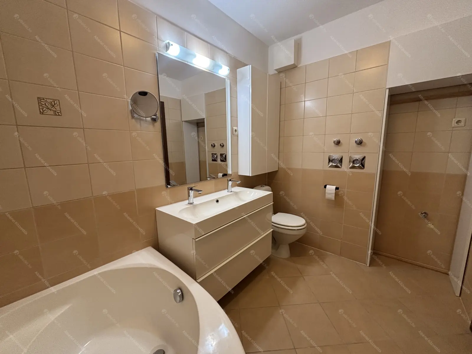 Kiadó albérlet 250000 Ft/hó áron: Dunakeszi,  Kolozsvár utca. Mérete: 63 nm, 2 szobás | Alberlet.hu - 6644191