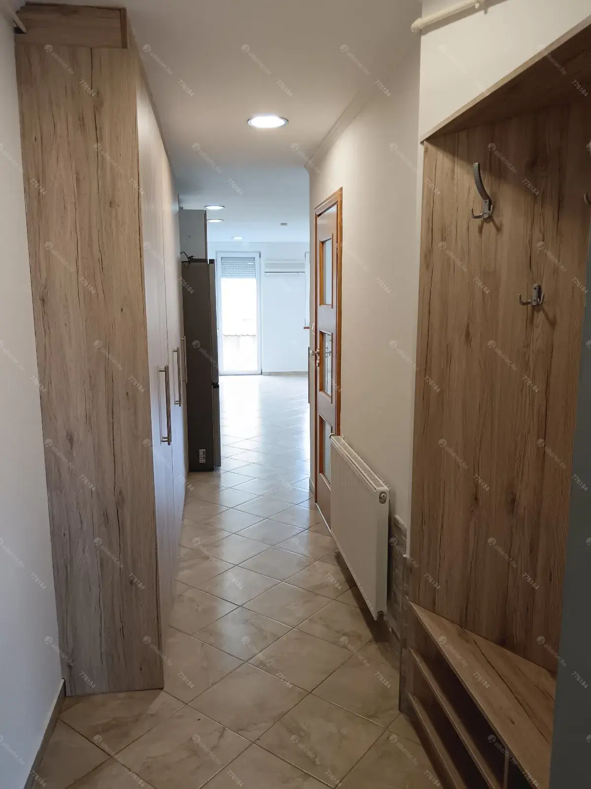 Kiadó albérlet 280000 Ft/hó áron: Dunakeszi,  Kossuth Lajos  . Mérete: 60 nm, 1 szobás | Alberlet.hu - 6681211