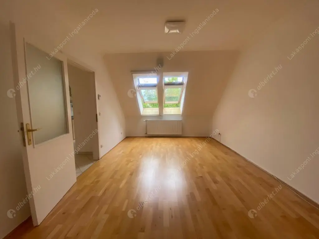 Kiadó albérlet 240000 Ft/hó áron: Dunakeszi,  tábor utca. Mérete: 64 nm, 3 szobás | Alberlet.hu - 6487807
