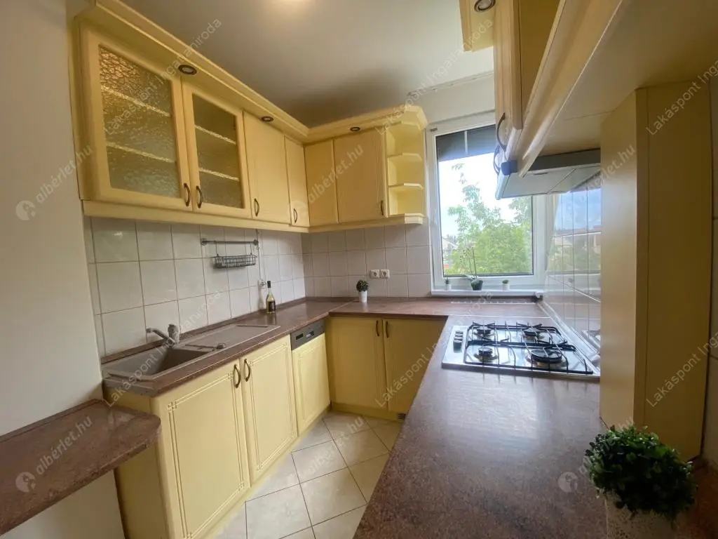 Kiadó albérlet 240000 Ft/hó áron: Dunakeszi,  tábor utca. Mérete: 64 nm, 3 szobás | Alberlet.hu - 6487813
