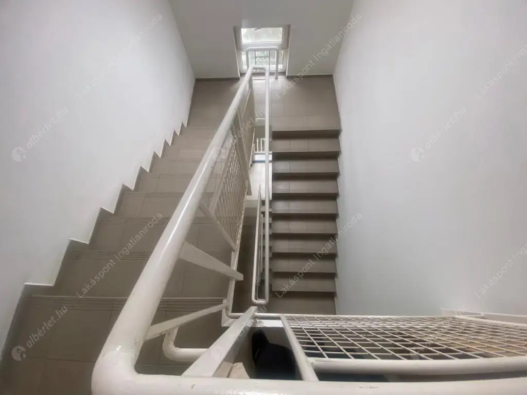 Kiadó albérlet 240000 Ft/hó áron: Dunakeszi,  tábor utca. Mérete: 64 nm, 3 szobás | Alberlet.hu - 6487821