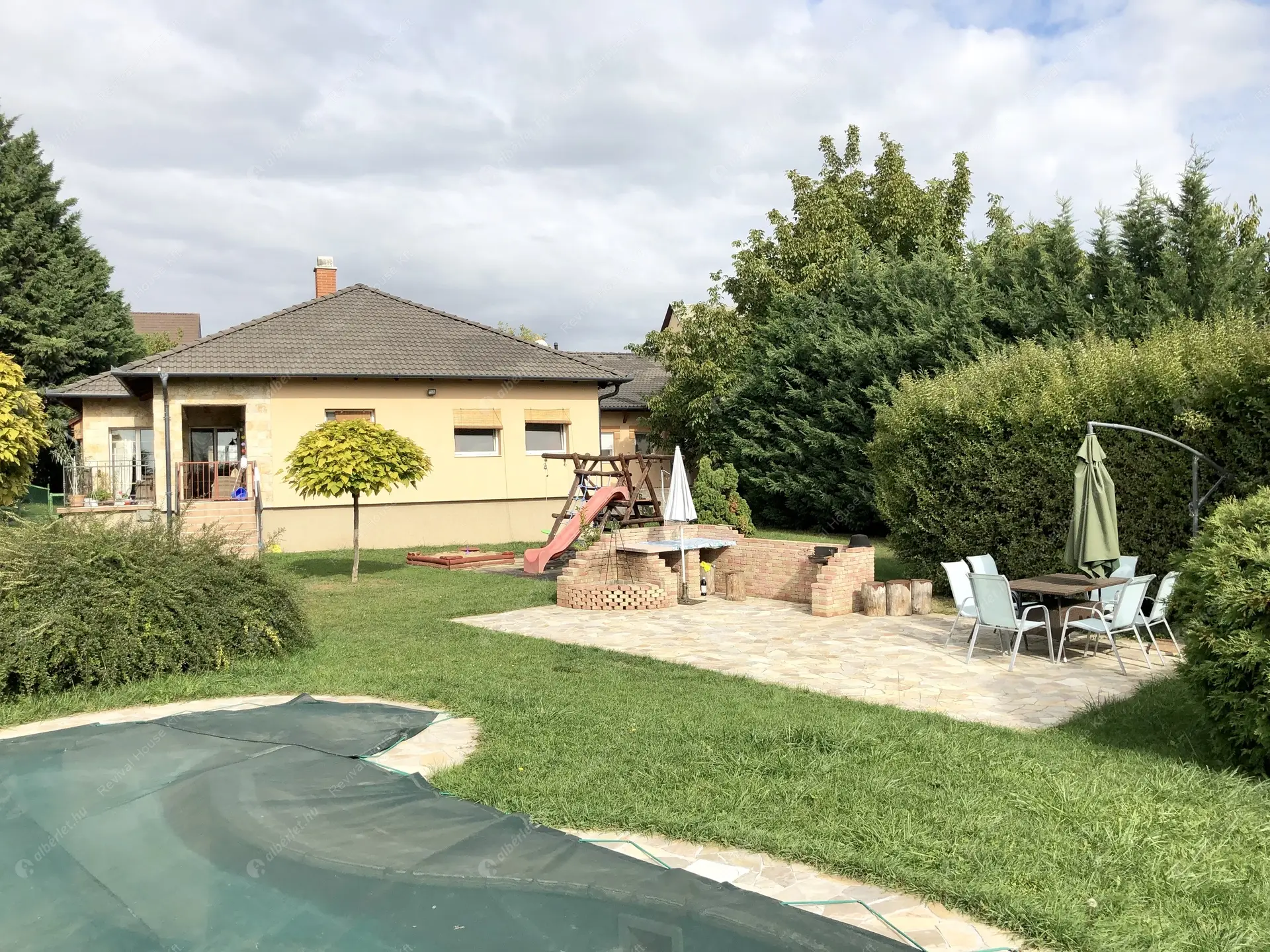 Kiadó albérlet 690000 Ft/hó áron: Érd,  Egervári utca . Mérete: 240 nm, 1 szobás | Alberlet.hu - 6529574