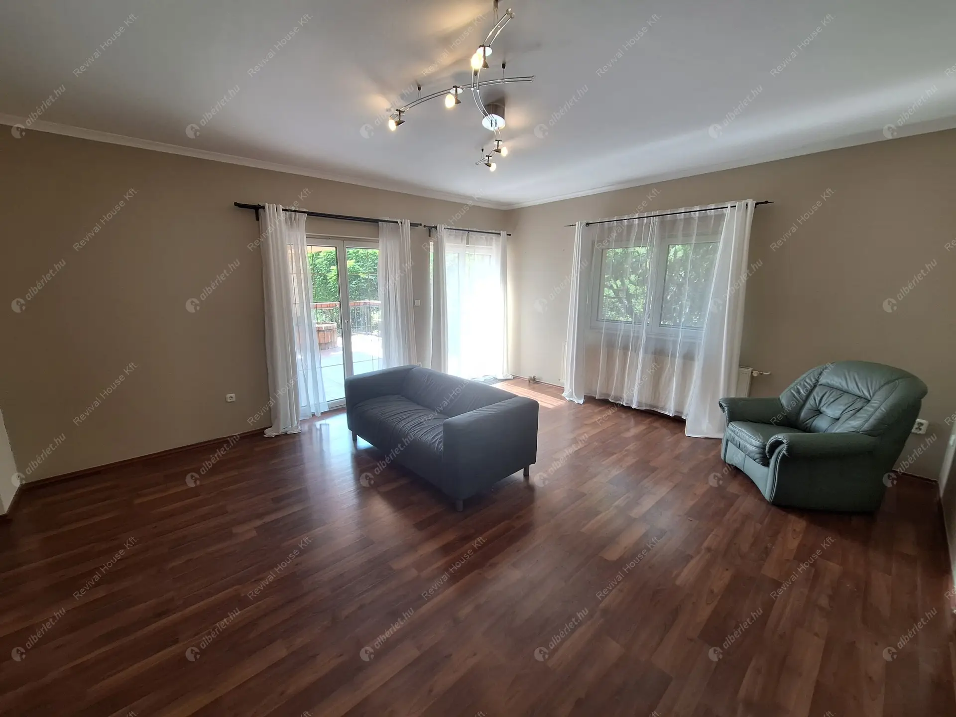 Kiadó albérlet 690000 Ft/hó áron: Érd,  Egervári utca . Mérete: 240 nm, 1 szobás | Alberlet.hu - 6533217