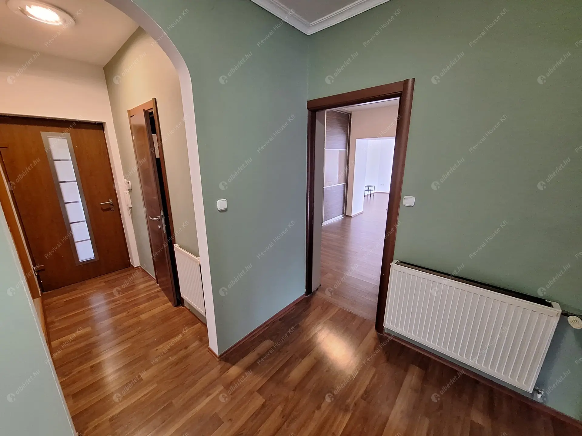 Kiadó albérlet 690000 Ft/hó áron: Érd,  Egervári utca . Mérete: 240 nm, 1 szobás | Alberlet.hu - 6533223