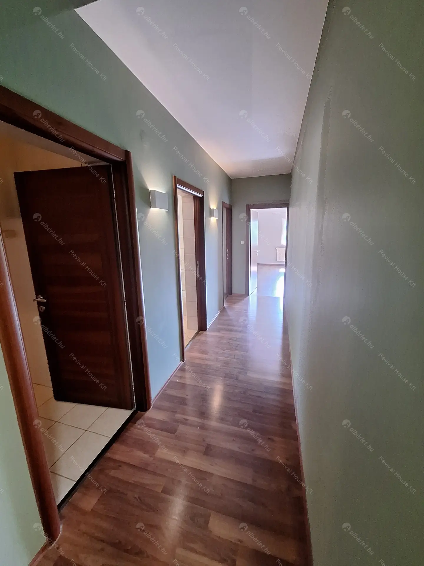 Kiadó albérlet 690000 Ft/hó áron: Érd,  Egervári utca . Mérete: 240 nm, 1 szobás | Alberlet.hu - 6533224