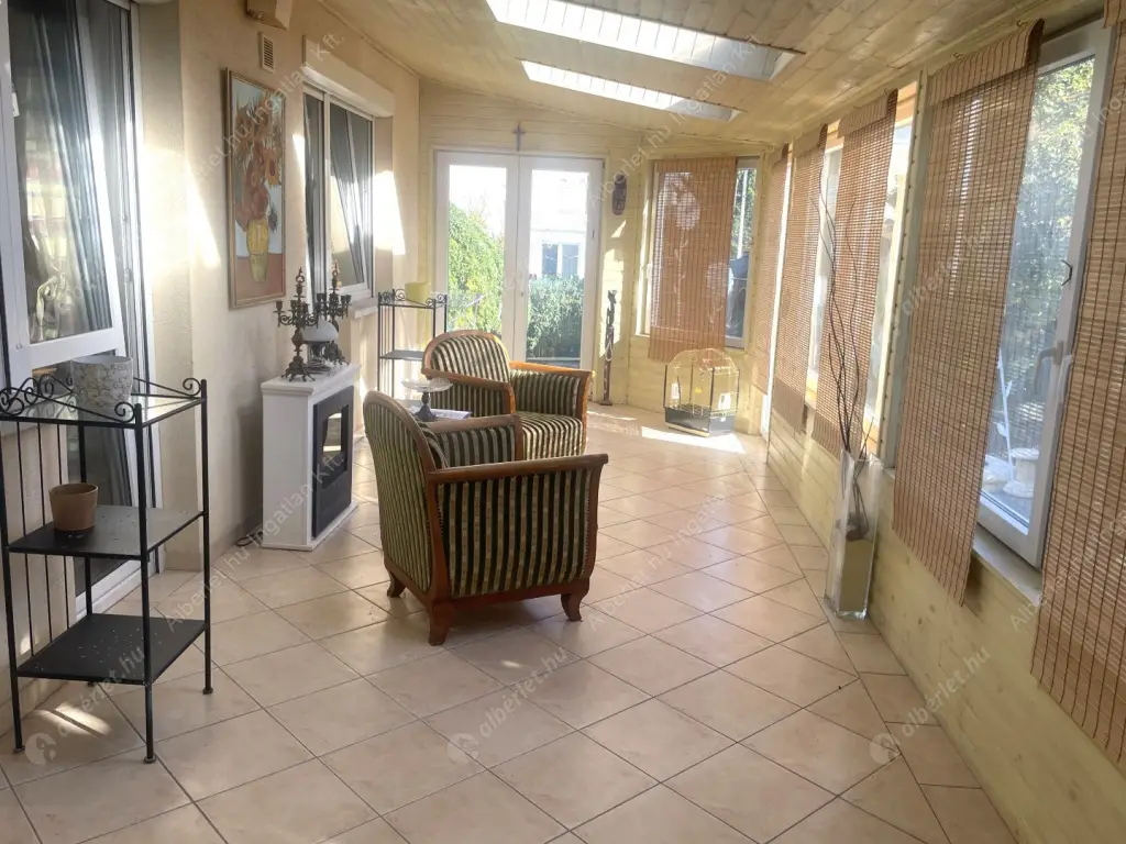 Kiadó albérlet 529000 Ft/hó áron: Érd,  István utca. Mérete: 165 nm, 5 szobás | Alberlet.hu - 6575137