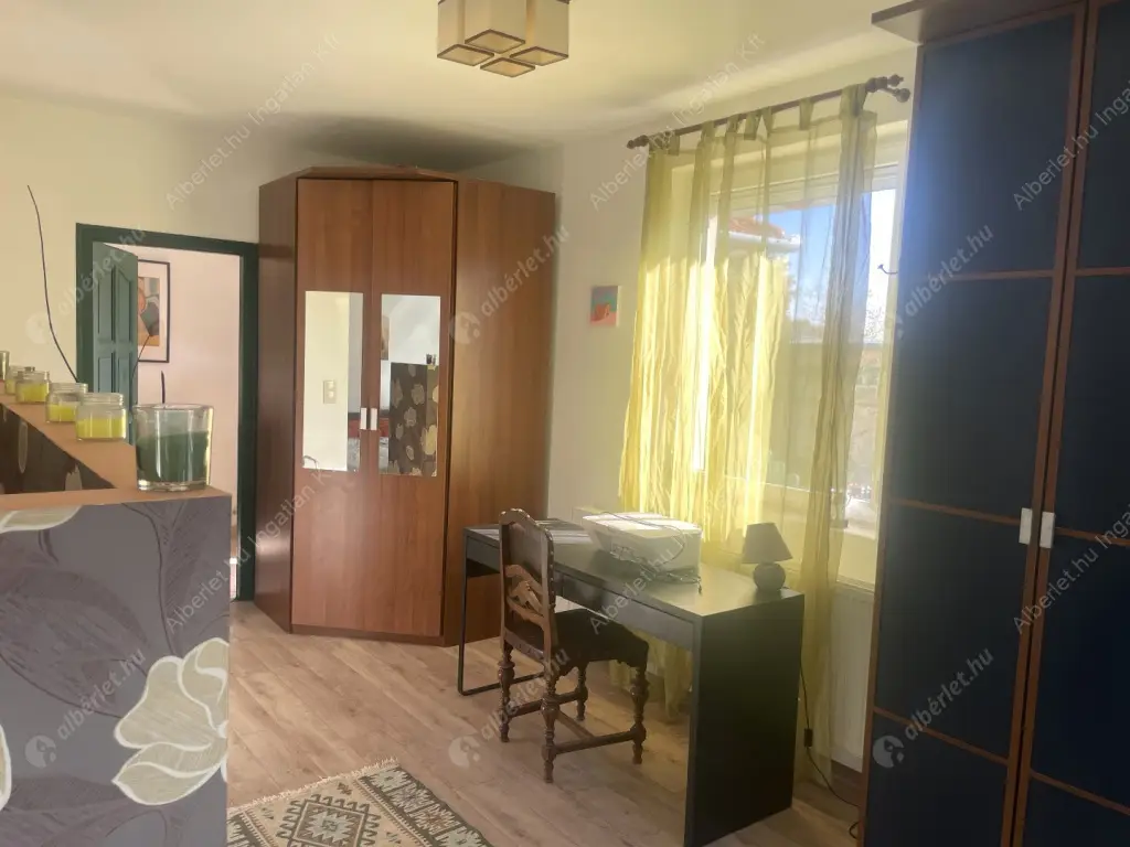 Kiadó albérlet 529000 Ft/hó áron: Érd,  István utca. Mérete: 165 nm, 5 szobás | Alberlet.hu - 6575140