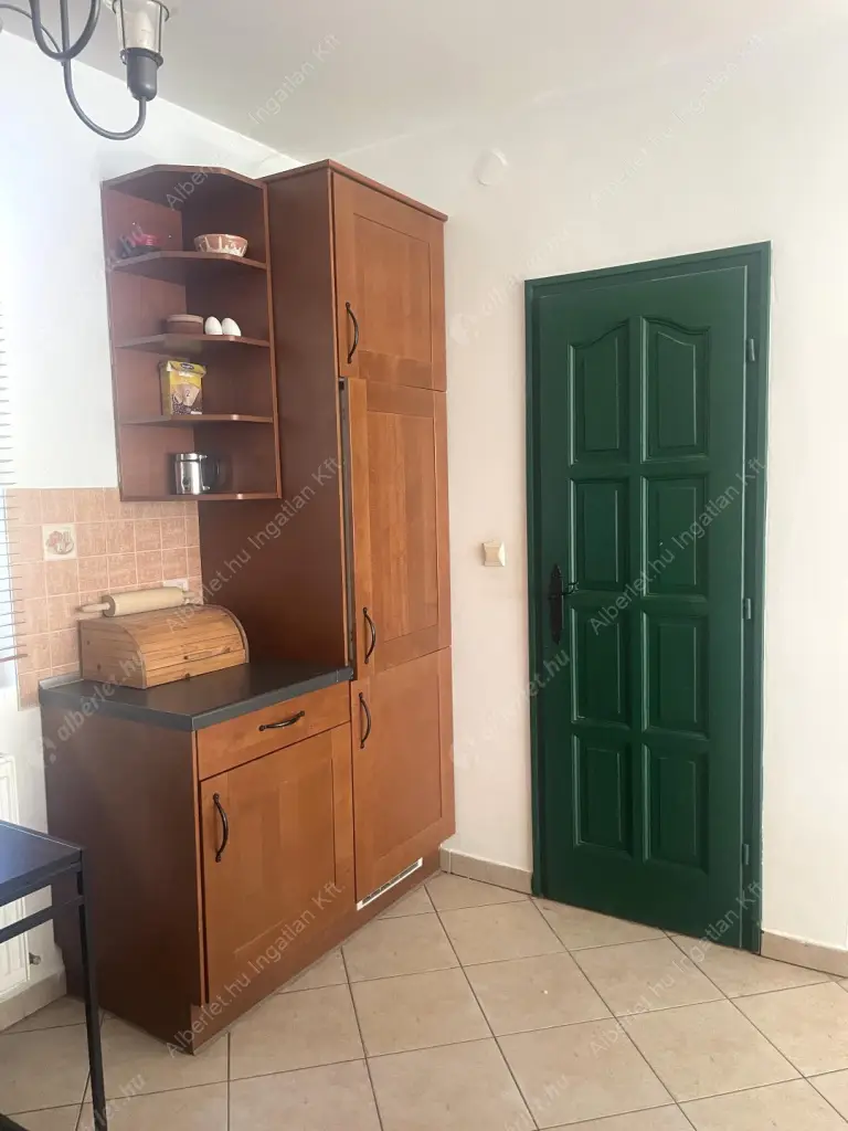 Kiadó albérlet 490000 Ft/hó áron: Érd,  István utca. Mérete: 165 nm, 5 szobás | Alberlet.hu - 6587186