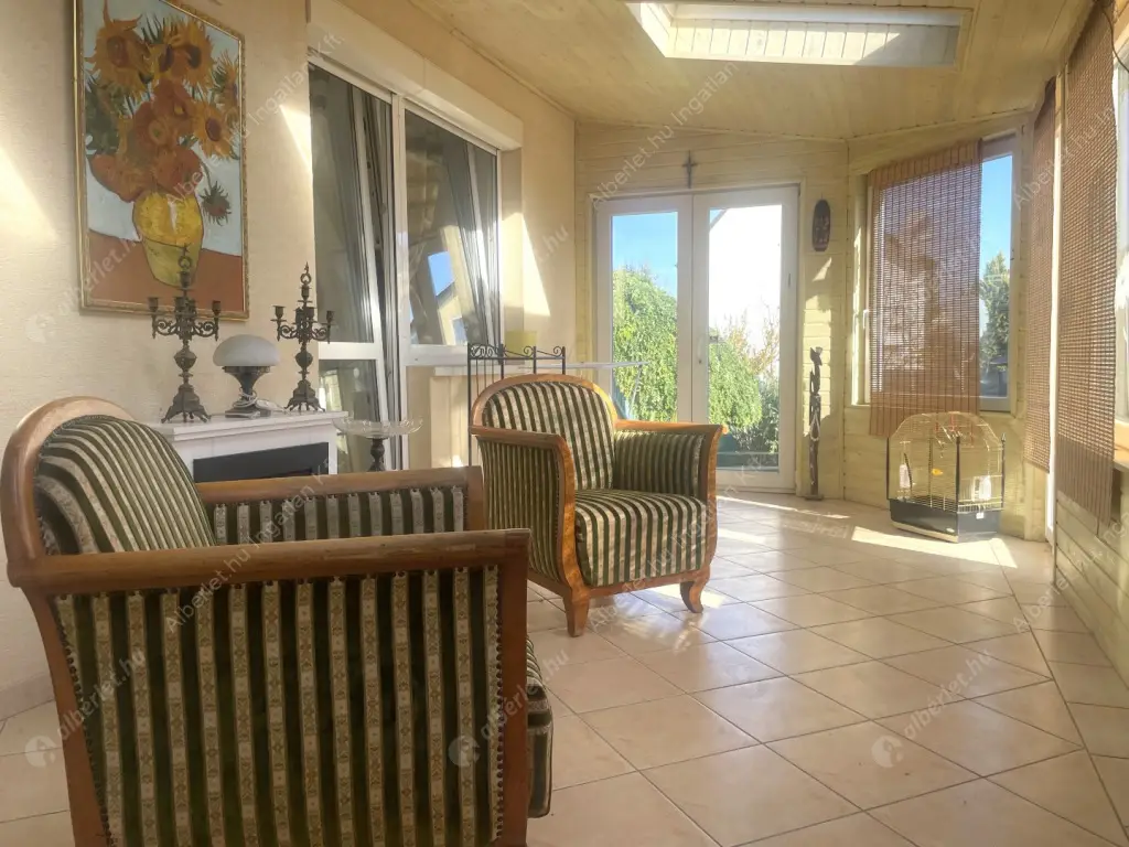 Kiadó albérlet 490000 Ft/hó áron: Érd,  István utca. Mérete: 165 nm, 5 szobás | Alberlet.hu - 6587188