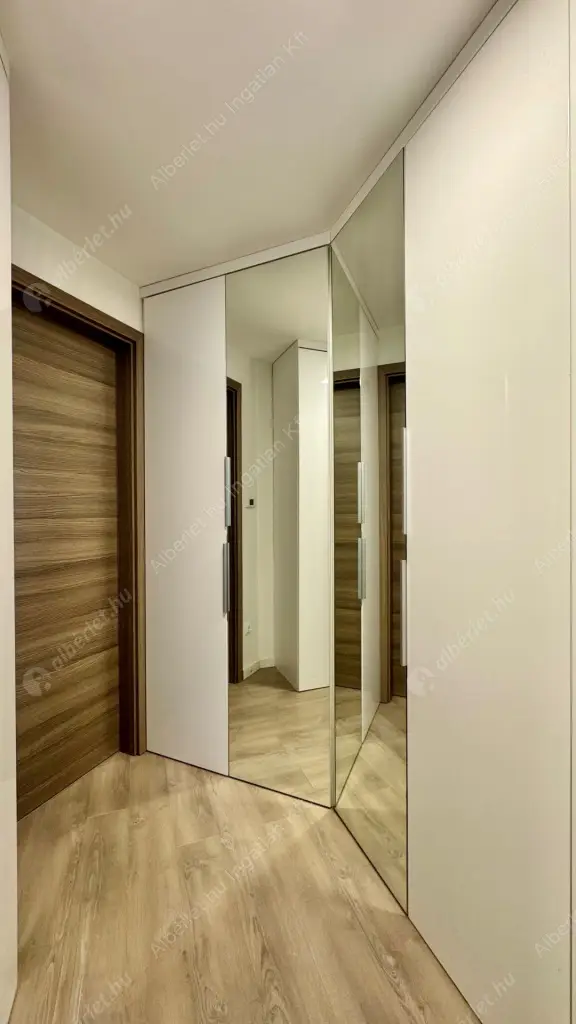 Kiadó albérlet 430000 Ft/hó áron: Érd,  Kossuth Lajos utca. Mérete: 92 nm, 4 szobás | Alberlet.hu - 6588395