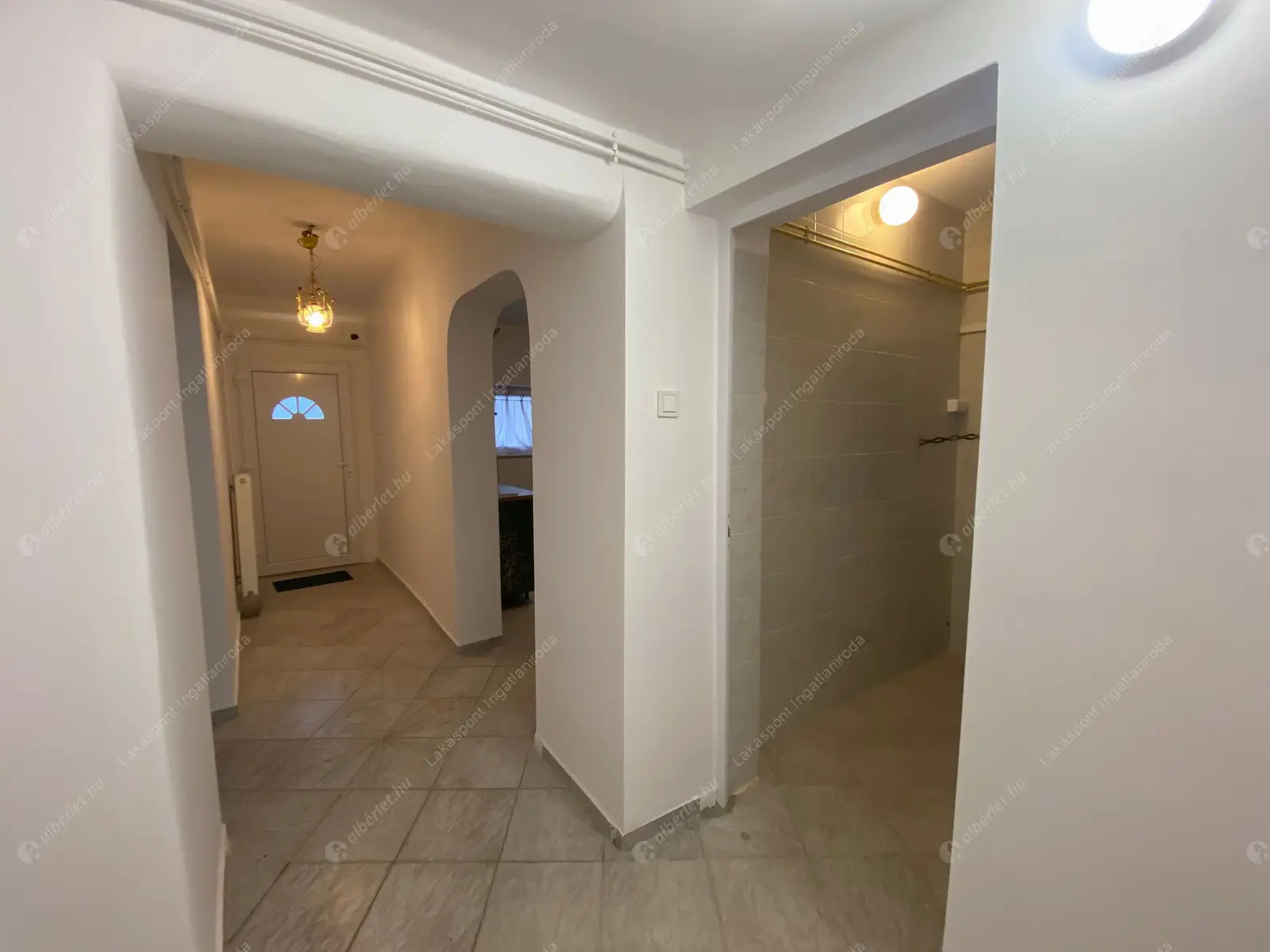 Kiadó albérlet 250000 Ft/hó áron: Felsőpakony,  Dr.jáhn Ferenc utca . Mérete: 56 nm, 2 szobás | Alberlet.hu - 6634747