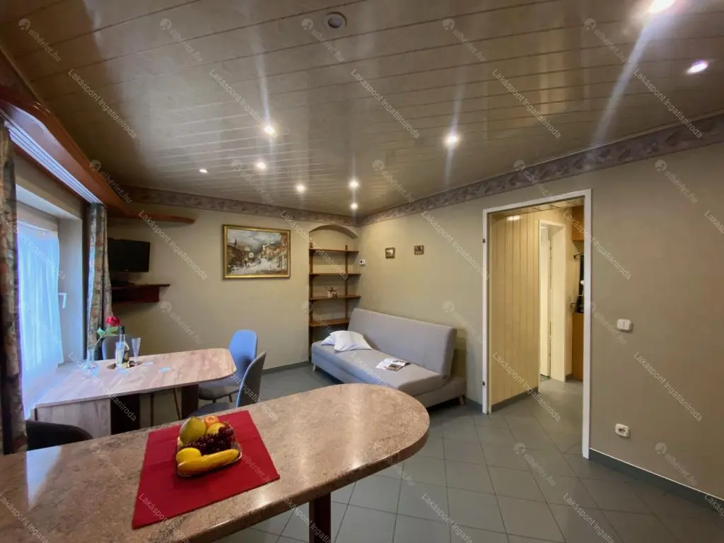 Kiadó albérlet 280000 Ft/hó áron: Fót,  Szent benedek utca . Mérete: 62 nm, 3 szobás | Alberlet.hu - 6686327