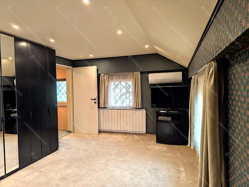 Kiadó albérlet 280000 Ft/hó áron: Fót,  Szent benedek utca . Mérete: 62 nm, 3 szobás | Alberlet.hu - 6686336