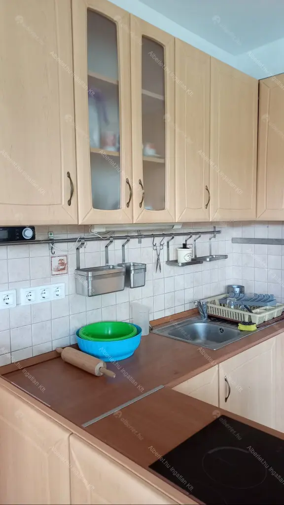 Kiadó albérlet 260000 Ft/hó áron: Galgahévíz,  Mikszáth Kálmán utca. Mérete: 140 nm, 5 szobás | Alberlet.hu - 6688479