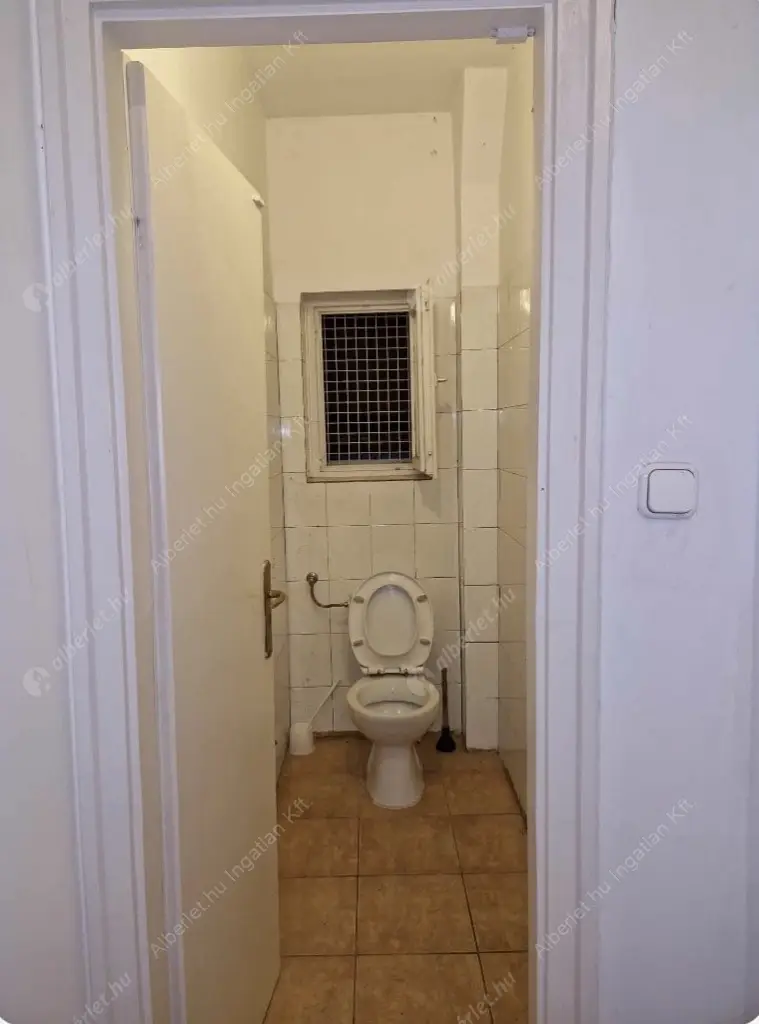 Kiadó albérlet 500000 Ft/hó áron: Gödöllő,  Szabadság útja . Mérete: 90 nm, 3 szobás | Alberlet.hu - 6565374