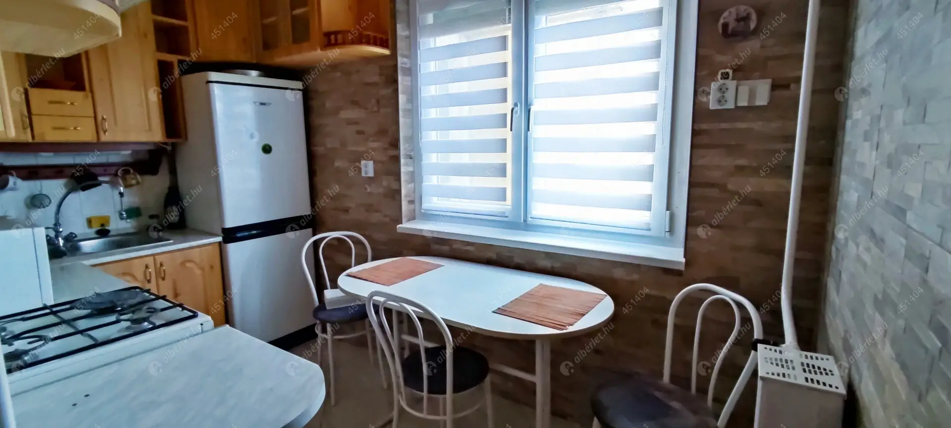 Kiadó albérlet 180000 Ft/hó áron: Győr,  Lajta út. Mérete: 53 nm, 2 szobás | Alberlet.hu - 6044208