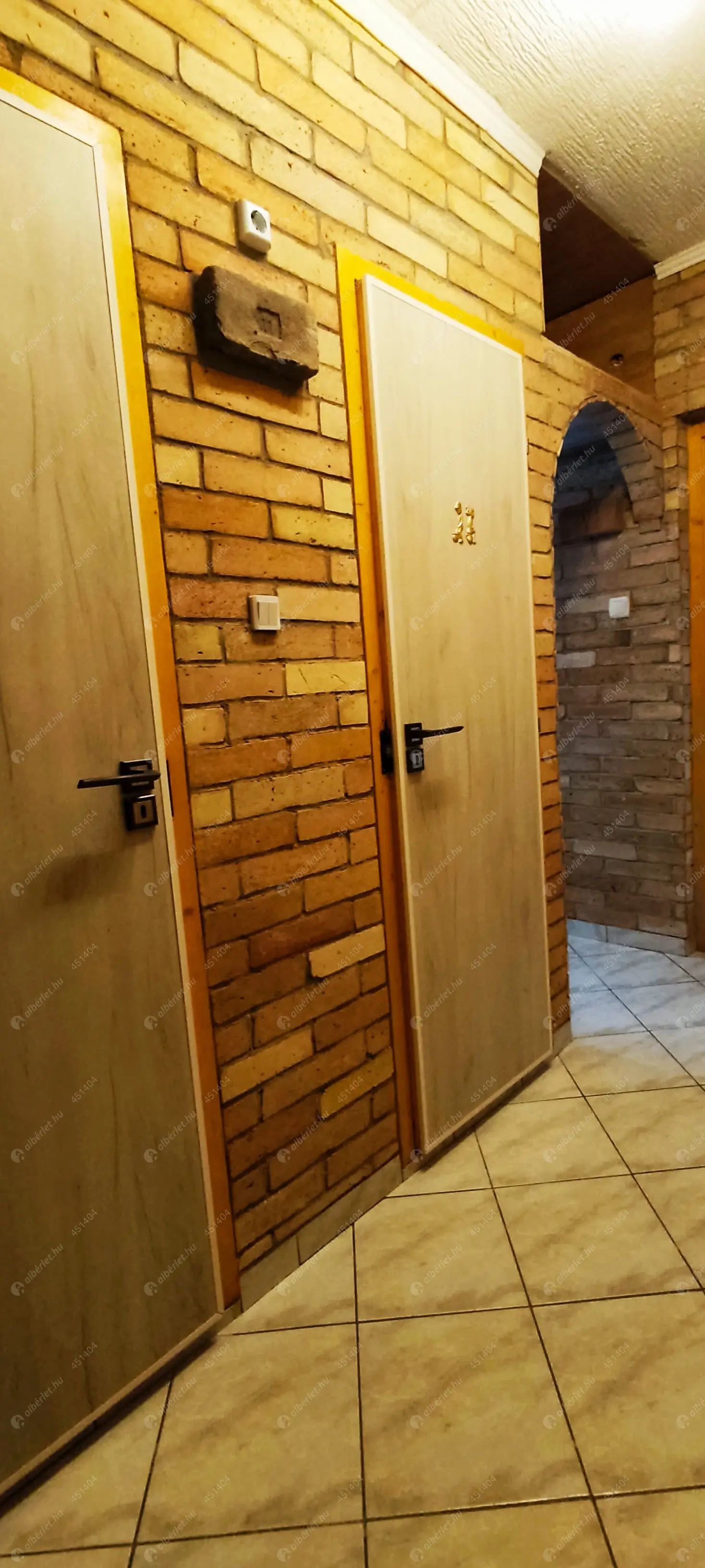 Kiadó albérlet 180000 Ft/hó áron: Győr,  Lajta út. Mérete: 53 nm, 2 szobás | Alberlet.hu - 6607699