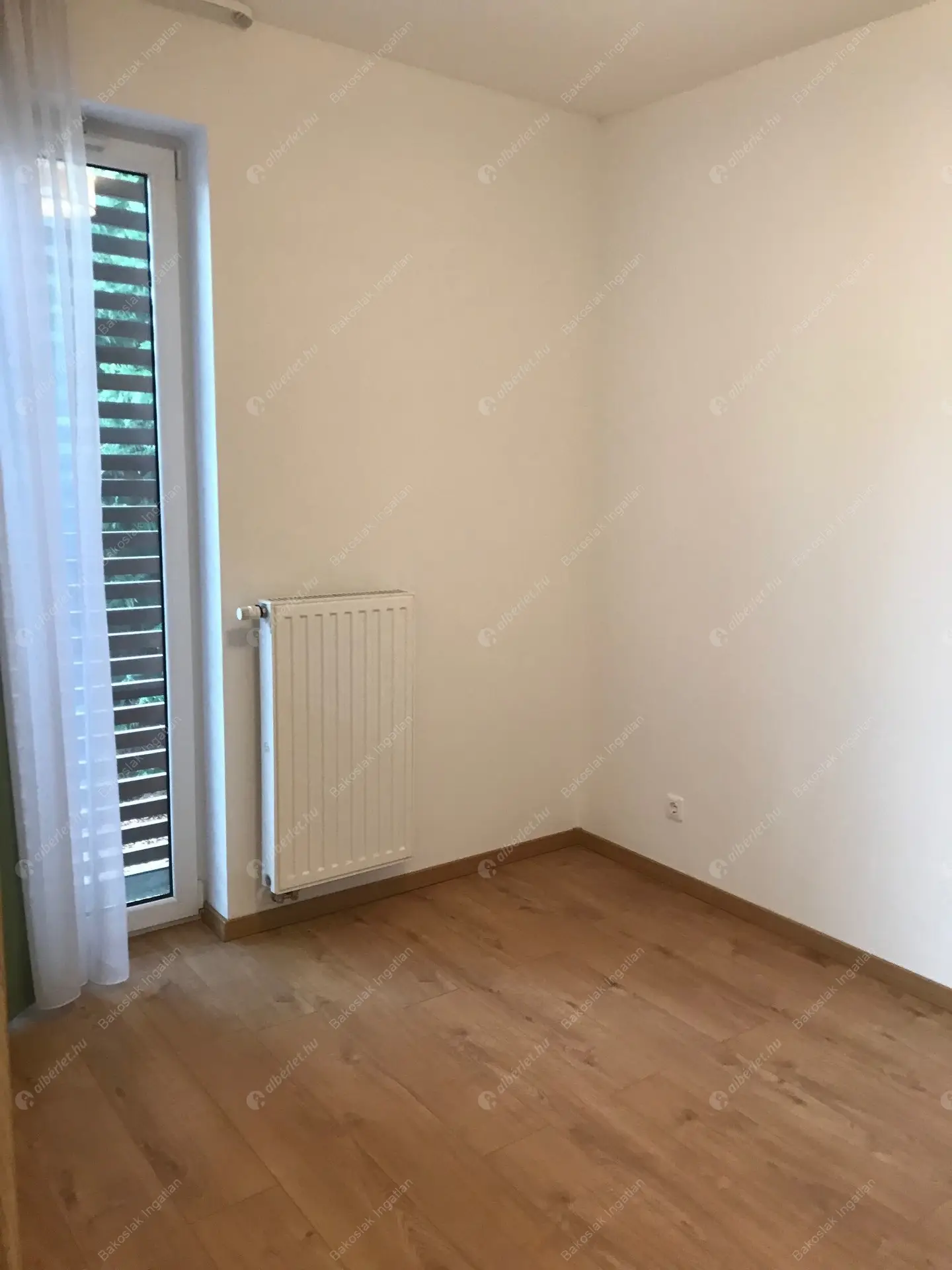 Kiadó albérlet 220000 Ft/hó áron: Herceghalom,  Kiserdő utca . Mérete: 43 nm, 2 szobás | Alberlet.hu - 5935771