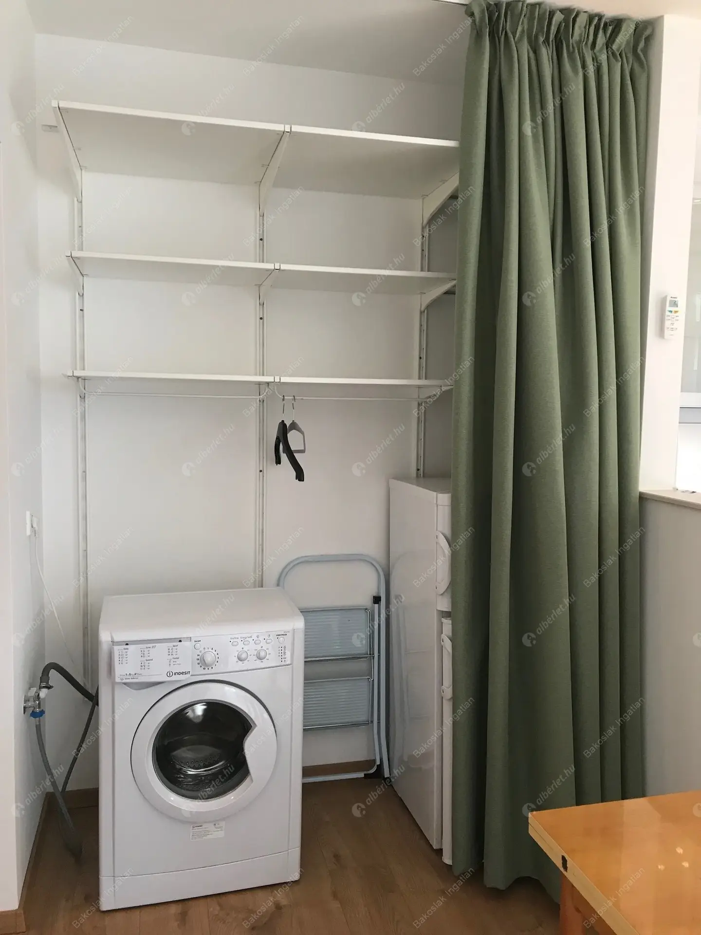 Kiadó albérlet 220000 Ft/hó áron: Herceghalom,  Kiserdő utca . Mérete: 43 nm, 2 szobás | Alberlet.hu - 5935780