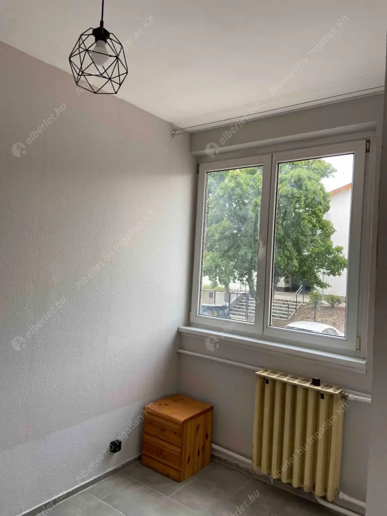 Kiadó albérlet 220000 Ft/hó áron: Kistarcsa,  Eperjesi út. Mérete: 62 nm, 3 szobás | Alberlet.hu - 6582811