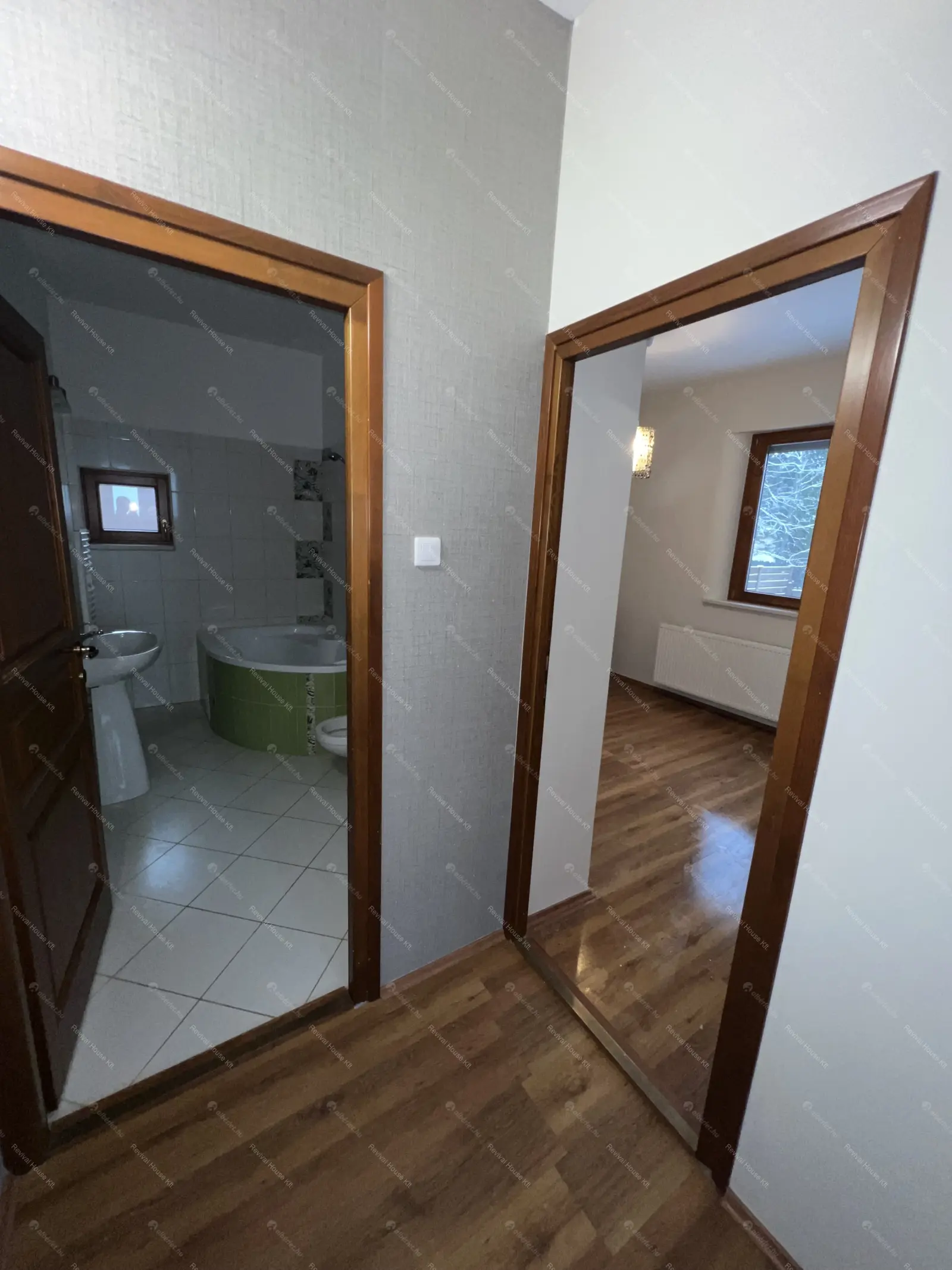 Kiadó albérlet 590000 Ft/hó áron: Leányfalu,  Pincehegyi utca . Mérete: 260 nm, 6 szobás | Alberlet.hu - 6671037