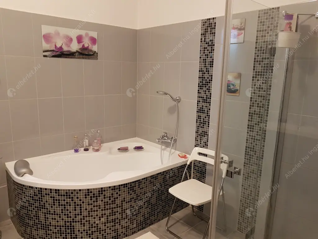 Kiadó albérlet 320000 Ft/hó áron: Maglód,  Tompa Mihály  utca . Mérete: 120 nm, 2 szobás | Alberlet.hu - 6575006