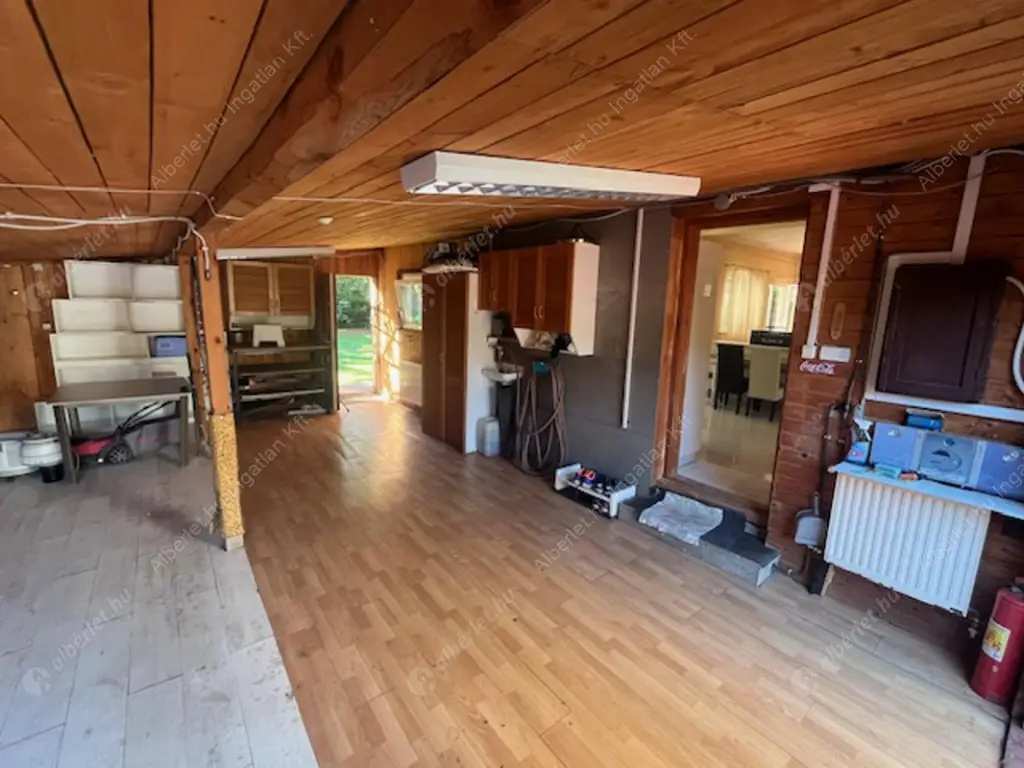 Kiadó albérlet 400000 Ft/hó áron: Nagykovácsi,  Erdősétány utca. Mérete: 90 nm, 3 szobás | Alberlet.hu - 6565579