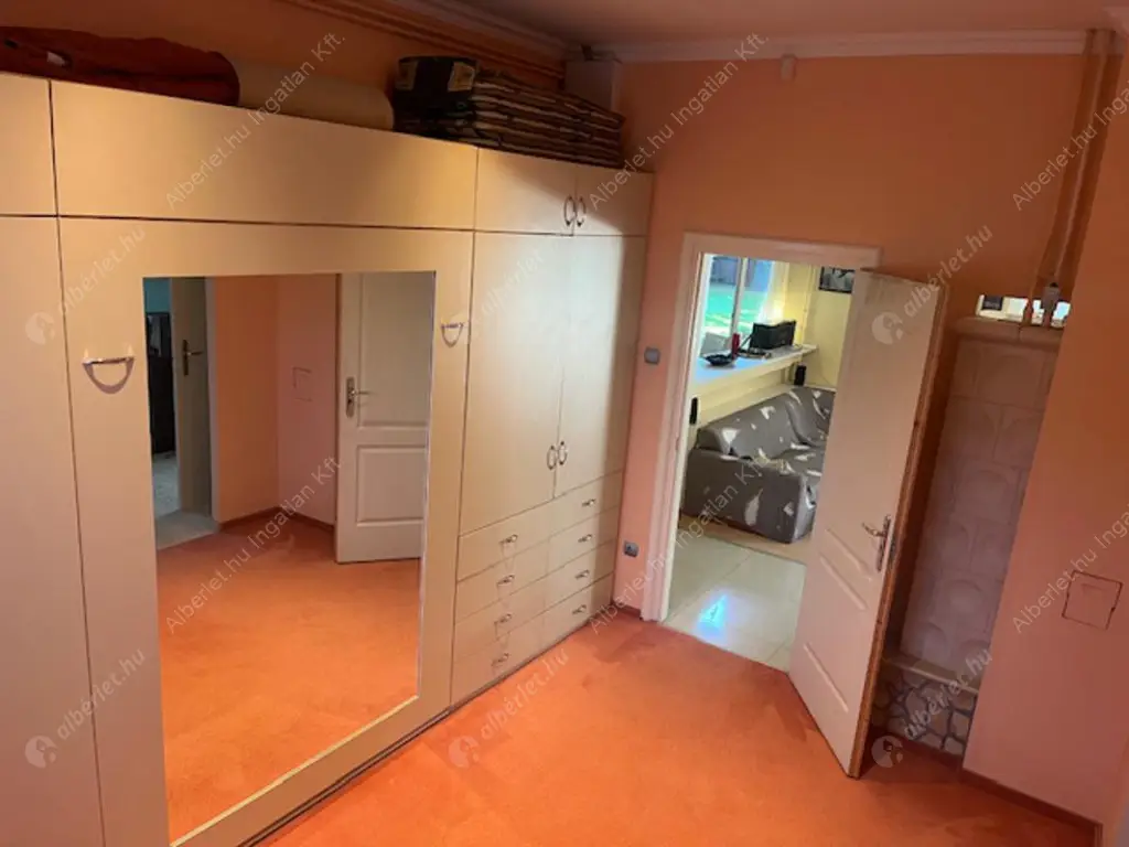 Kiadó albérlet 400000 Ft/hó áron: Nagykovácsi,  Erdősétány utca. Mérete: 90 nm, 3 szobás | Alberlet.hu - 6565595