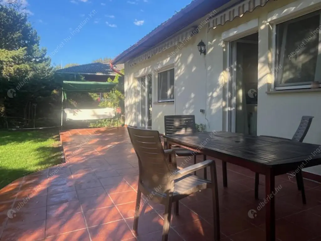 Kiadó albérlet 400000 Ft/hó áron: Nagykovácsi,  Erdősétány utca. Mérete: 90 nm, 3 szobás | Alberlet.hu - 6565597