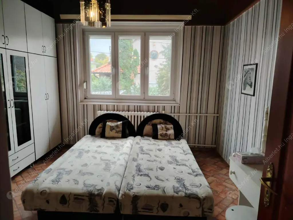 Kiadó albérlet 380000 Ft/hó áron: Nagykovácsi,  Puskin utca. Mérete: 110 nm, 3 szobás | Alberlet.hu - 6568935