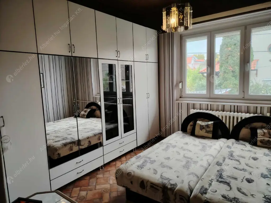 Kiadó albérlet 380000 Ft/hó áron: Nagykovácsi,  Puskin utca. Mérete: 110 nm, 3 szobás | Alberlet.hu - 6591589