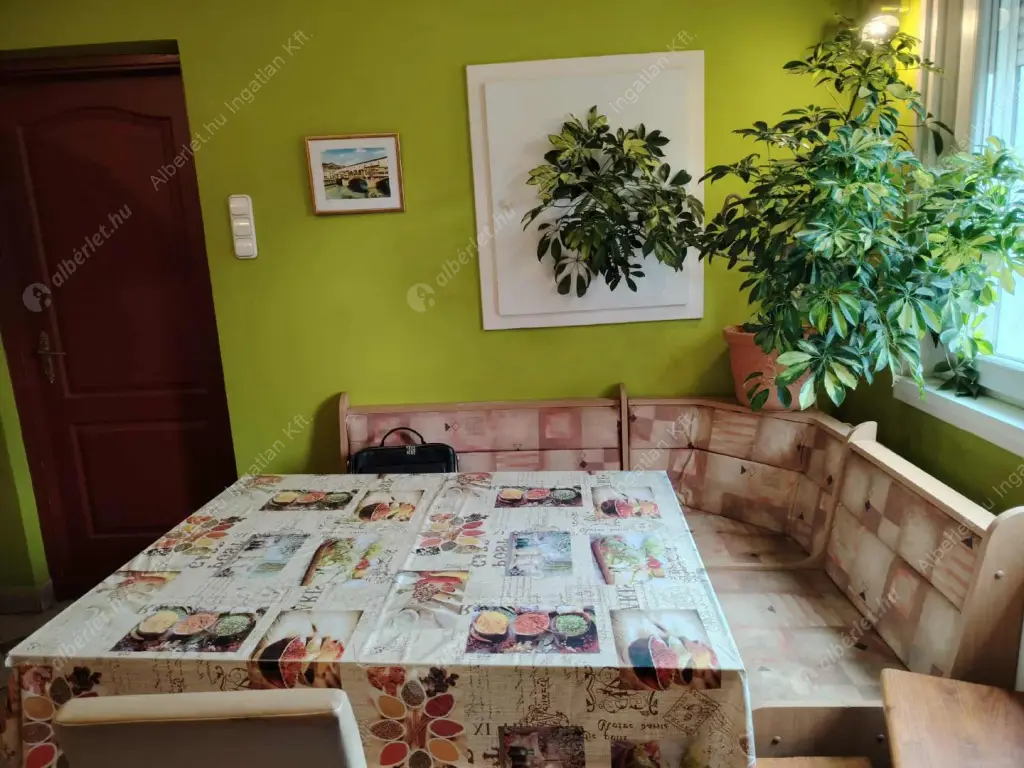 Kiadó albérlet 380000 Ft/hó áron: Nagykovácsi,  Puskin utca. Mérete: 110 nm, 3 szobás | Alberlet.hu - 6591600