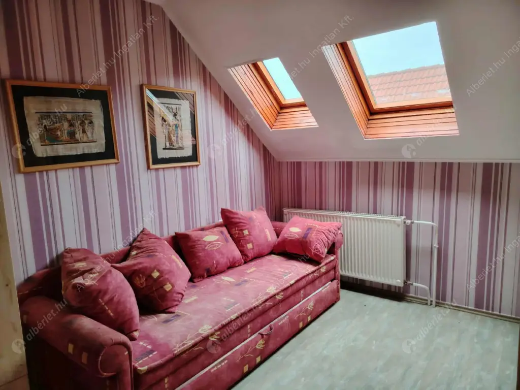 Kiadó albérlet 380000 Ft/hó áron: Nagykovácsi,  Puskin utca. Mérete: 110 nm, 3 szobás | Alberlet.hu - 6616564