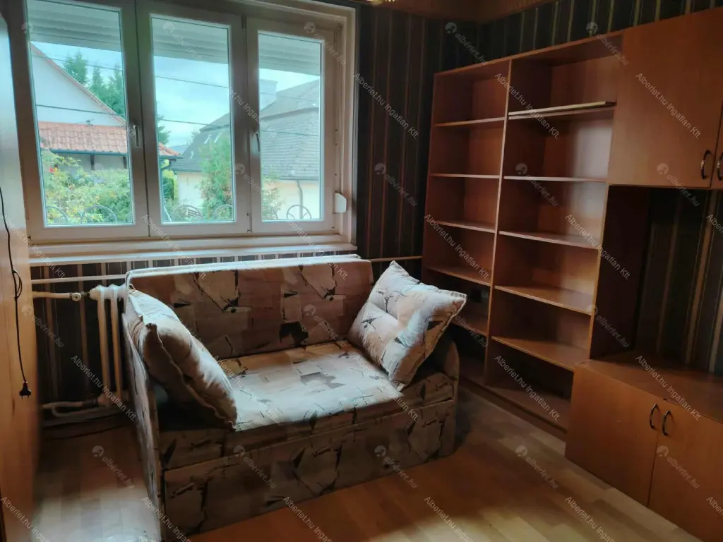 Kiadó albérlet 380000 Ft/hó áron: Nagykovácsi,  Puskin utca. Mérete: 90 nm, 3 szobás | Alberlet.hu - 6666133